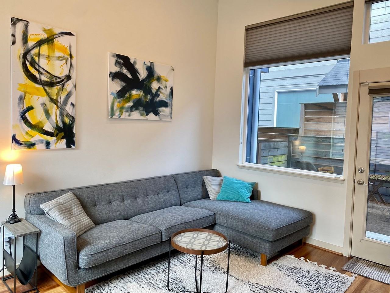 1122B 29th Ave S - Photo 3 of 32