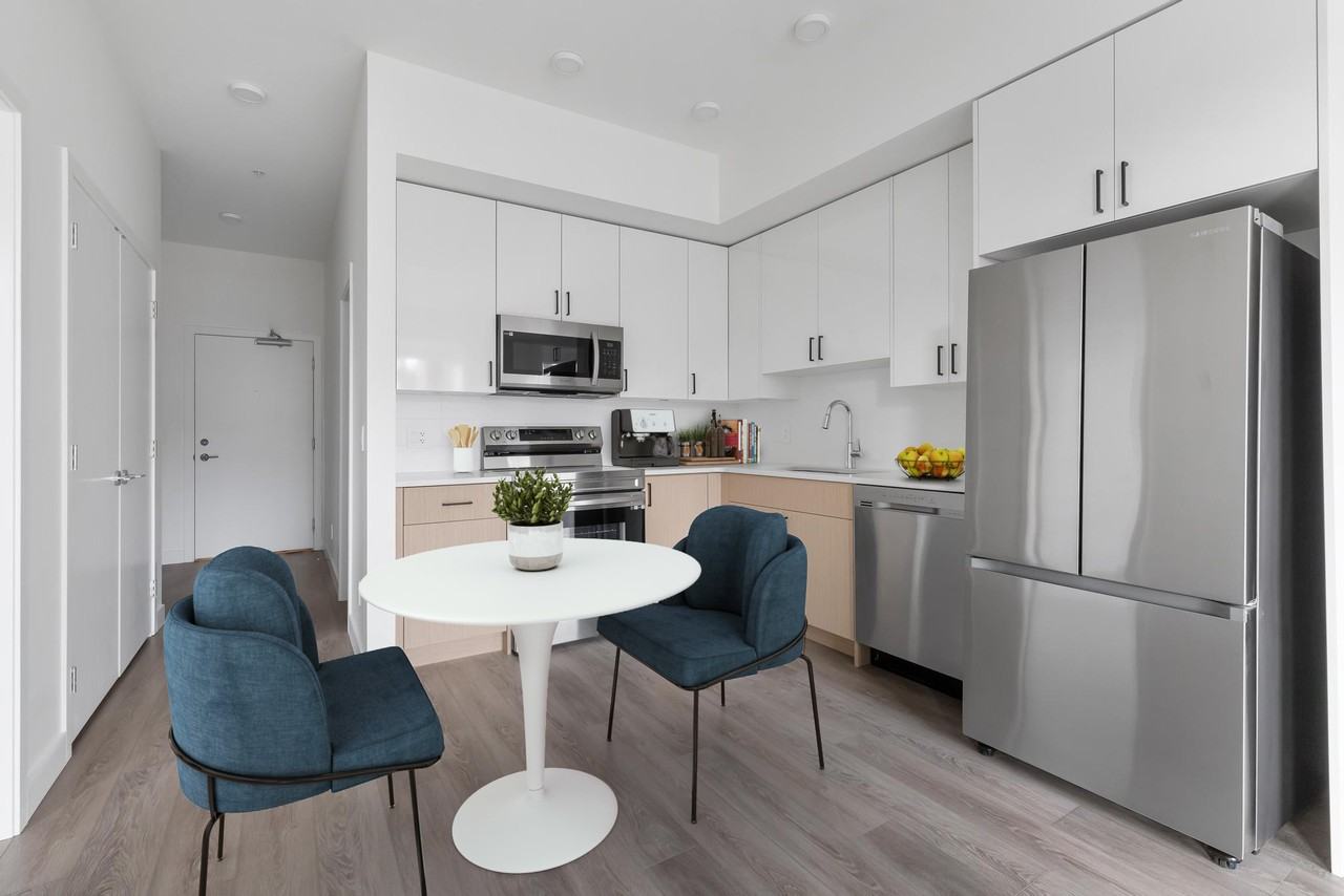 Knox Village 2 - Photo 2 of 7