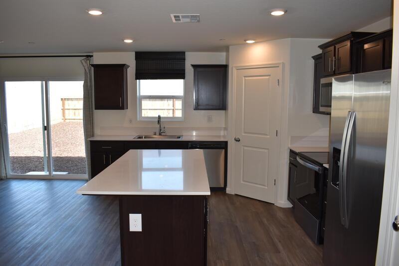 703 Irma Dr - Photo 6 of 41