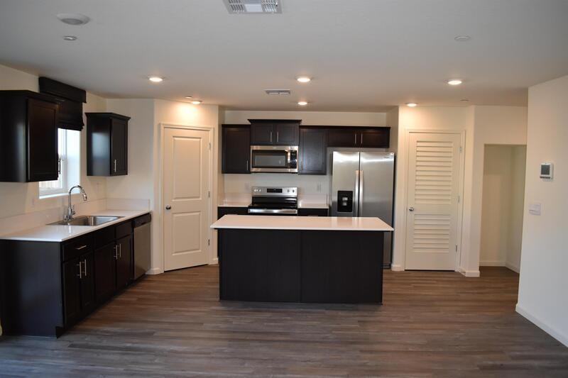 703 Irma Dr - Photo 7 of 41