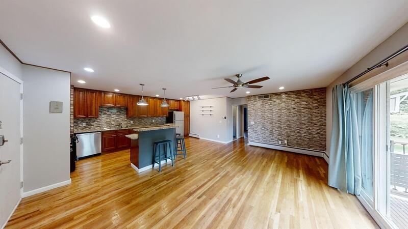 1261 Island Dr - Photo 4 of 14