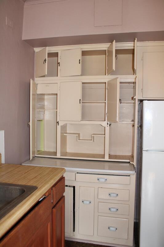 403 N 4th St - Photo 3 of 11