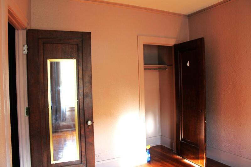 403 N 4th St - Photo 7 of 11