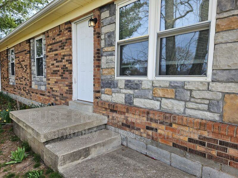 114 Birch Dr - Photo 4 of 18