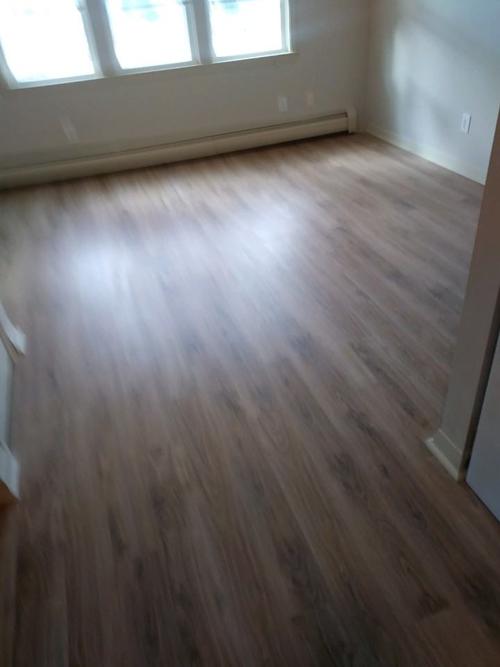 Seabreeze (54,58,60, 64 & 66 Center St) Apartments 70 Center St