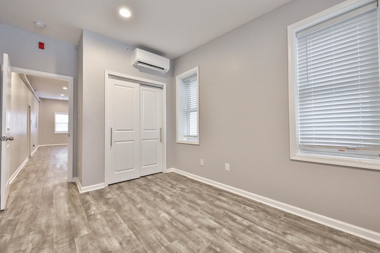 400-04 W Penn Street - Photo 7 of 13