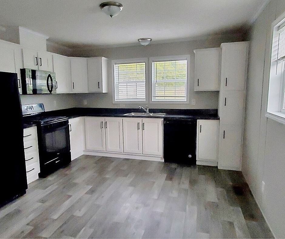 Three Mile Lake Mobile Home Park Apartments 63381 41st St, Paw Paw