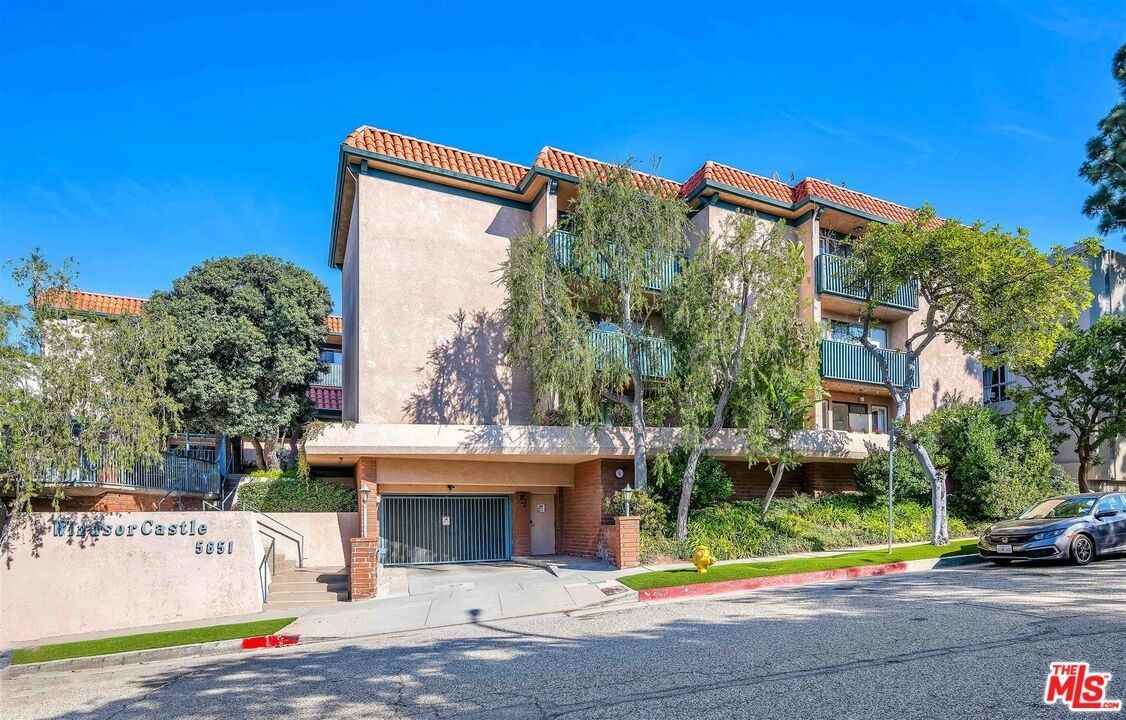 5651 Windsor Way 102, Culver City, CA 90230 2 Bedroom Apartment for Rent PadMapper