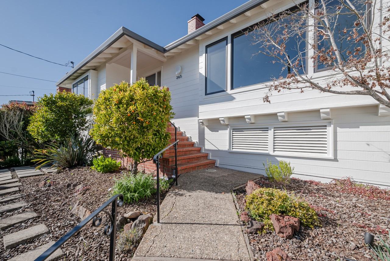 265 Willamette Avenue - Photo 3 of 36