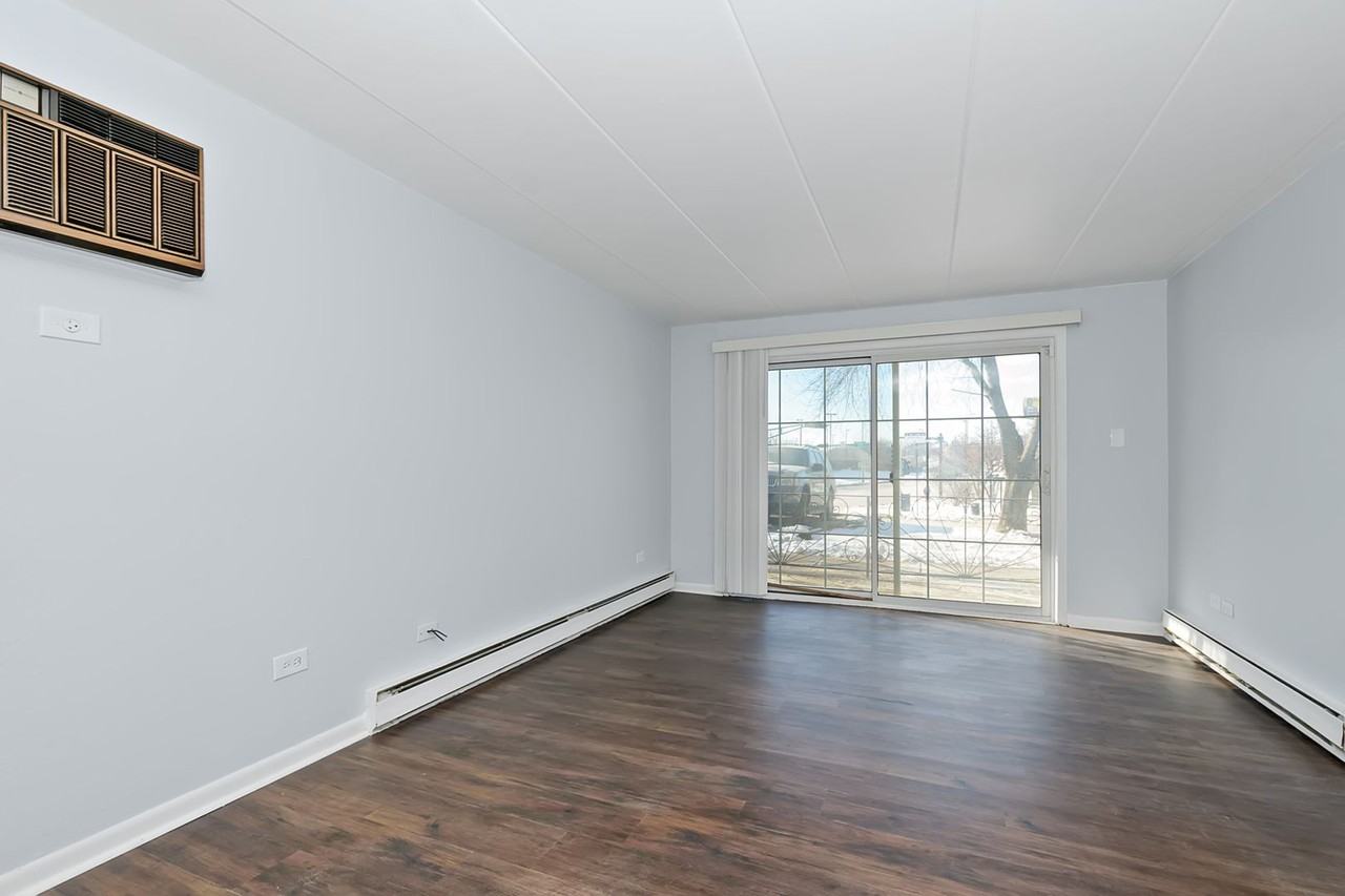 7855 S Kedzie LLC - Photo 2 of 11