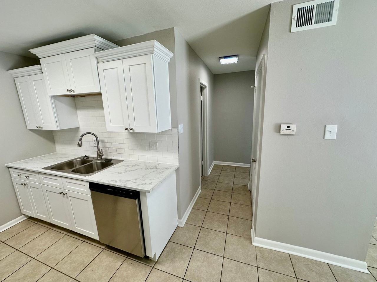 709 Melody Ln #A5 - Photo 3 of 7