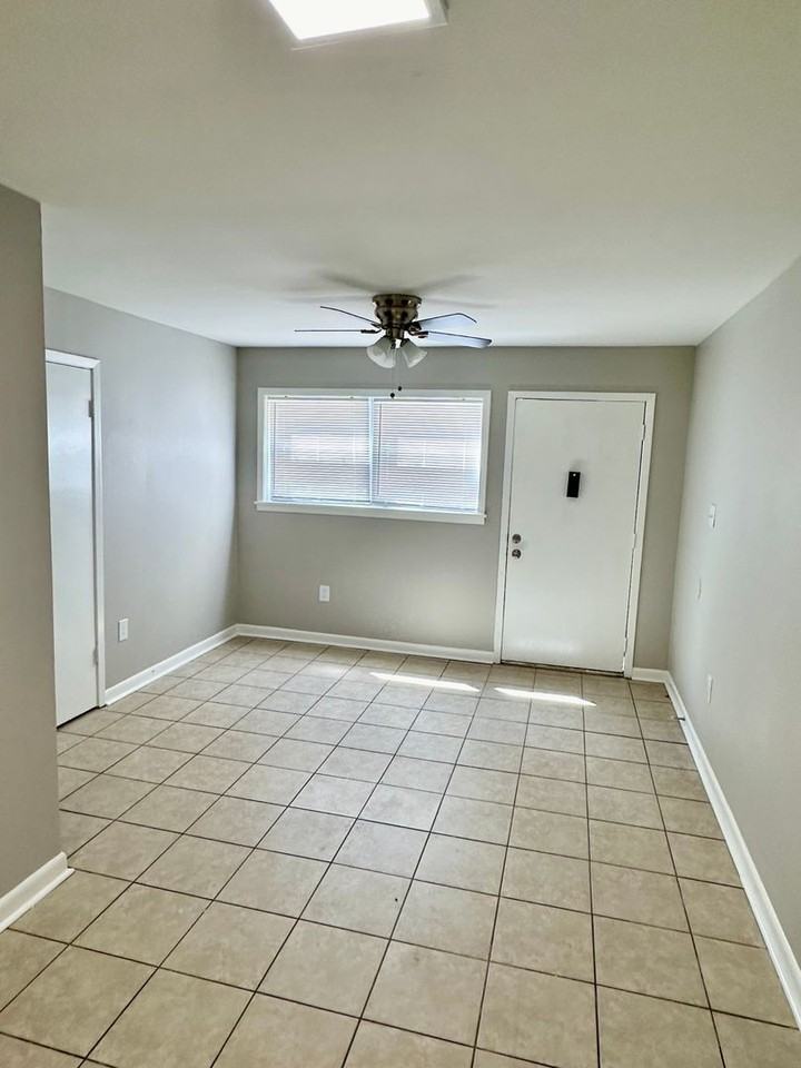 709 Melody Ln #A5 - Photo 7 of 7