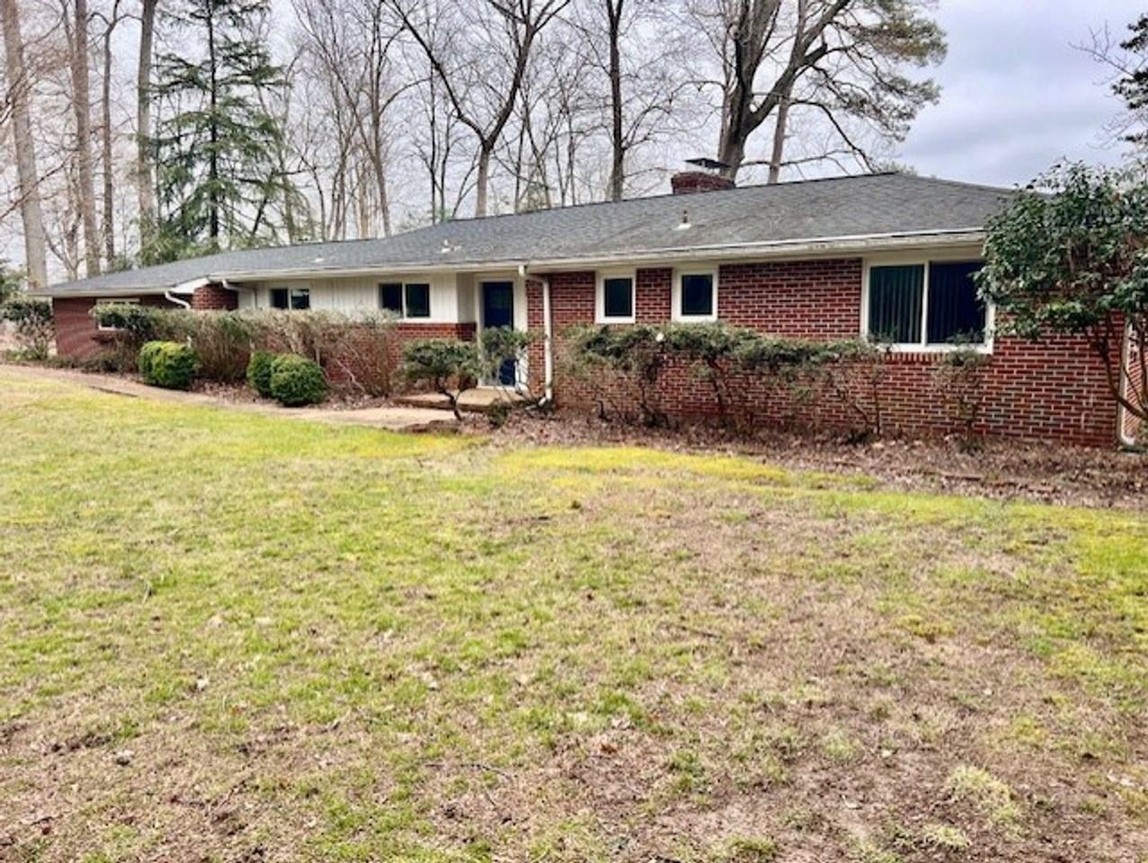 177 W Queens Dr - Photo 2 of 15