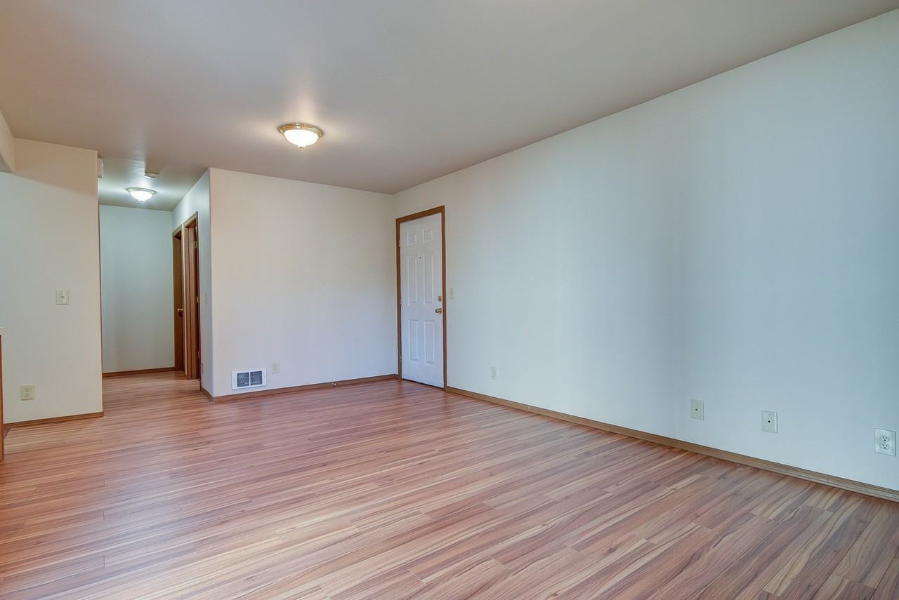 M0833  Arbor Terrace Condo's - Photo 4 of 50