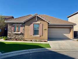 featured image of 817 Lemieux Ln