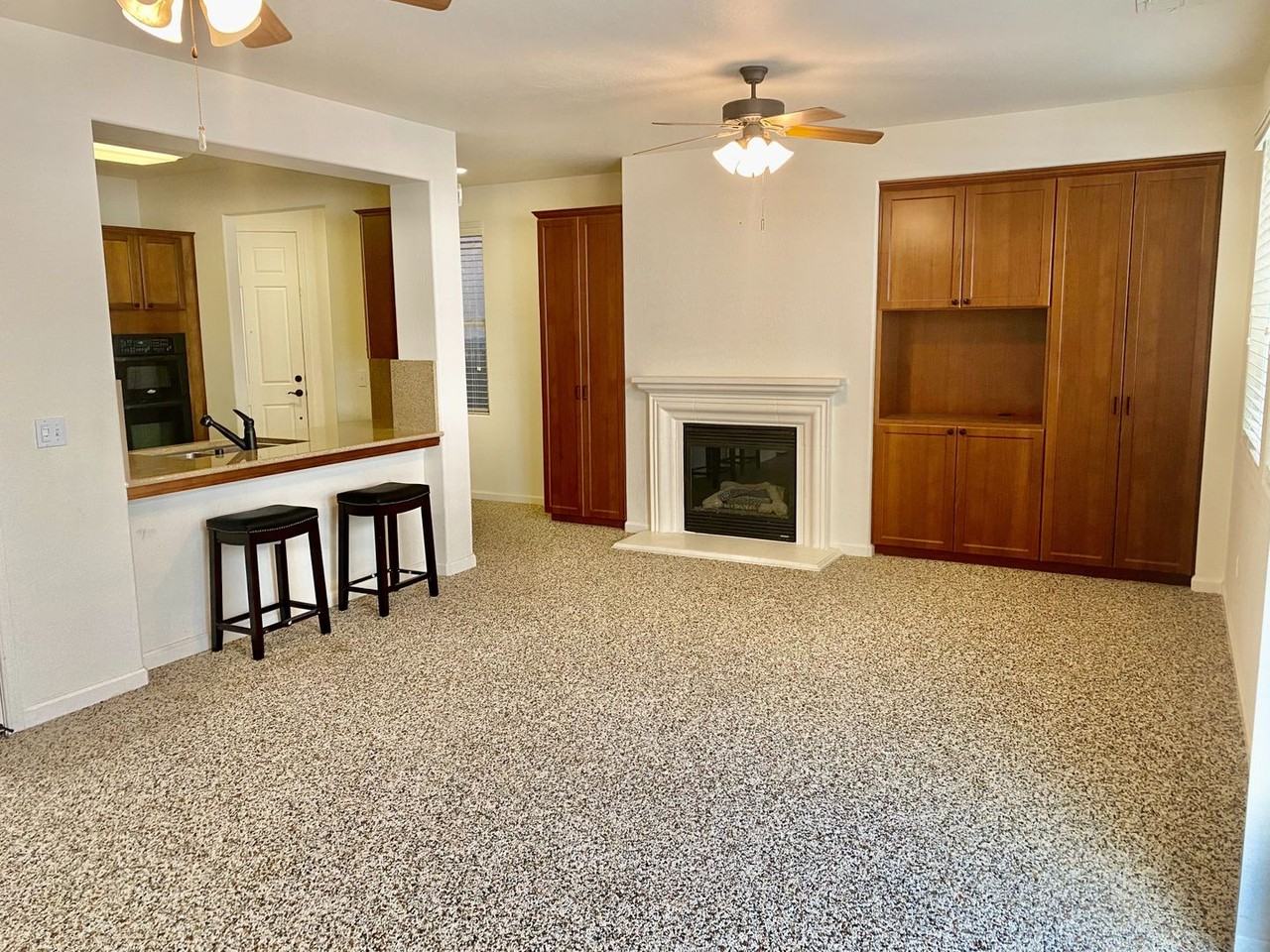 817 Lemieux Ln - Photo 3 of 13