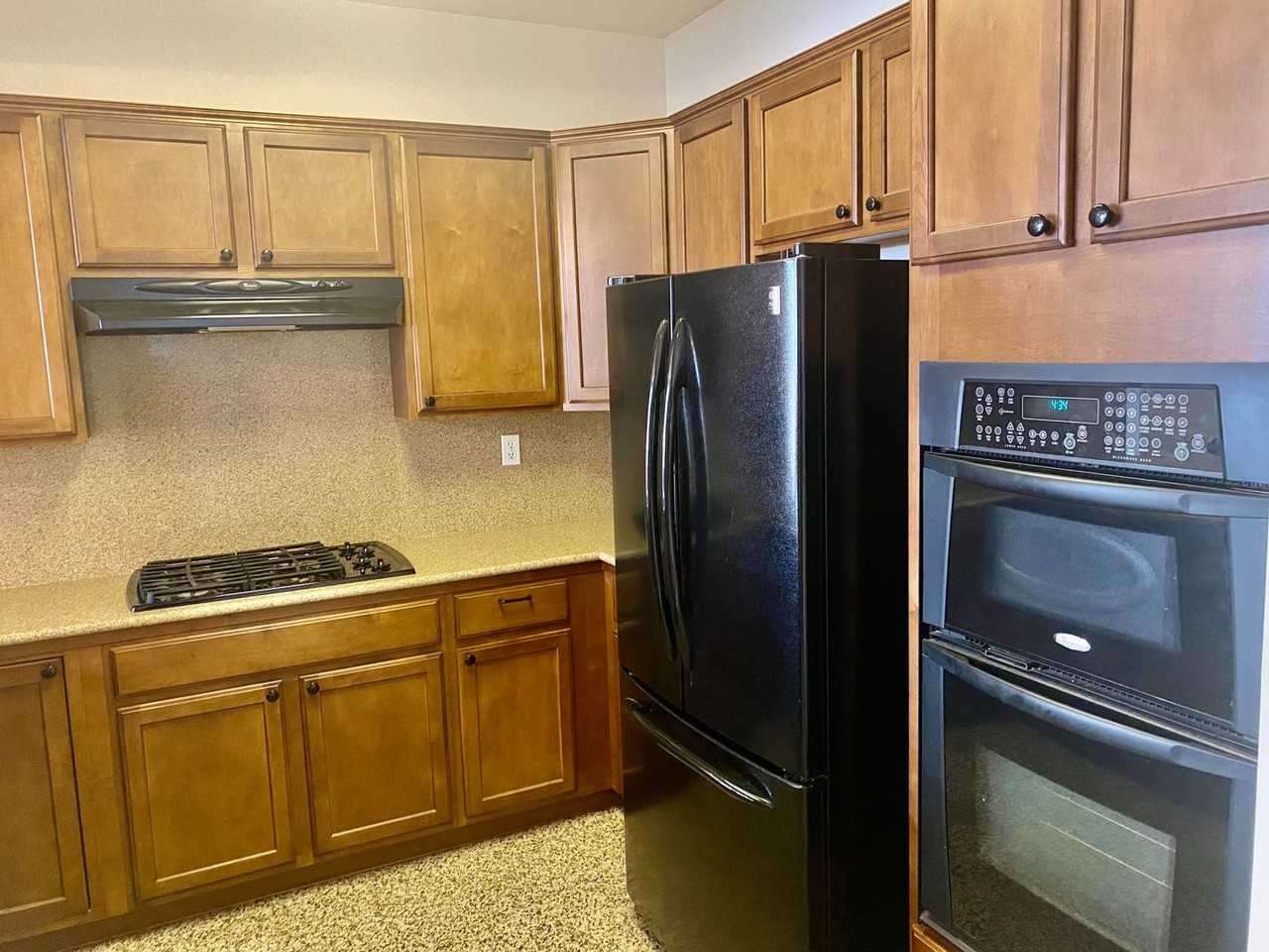 817 Lemieux Ln - Photo 5 of 13