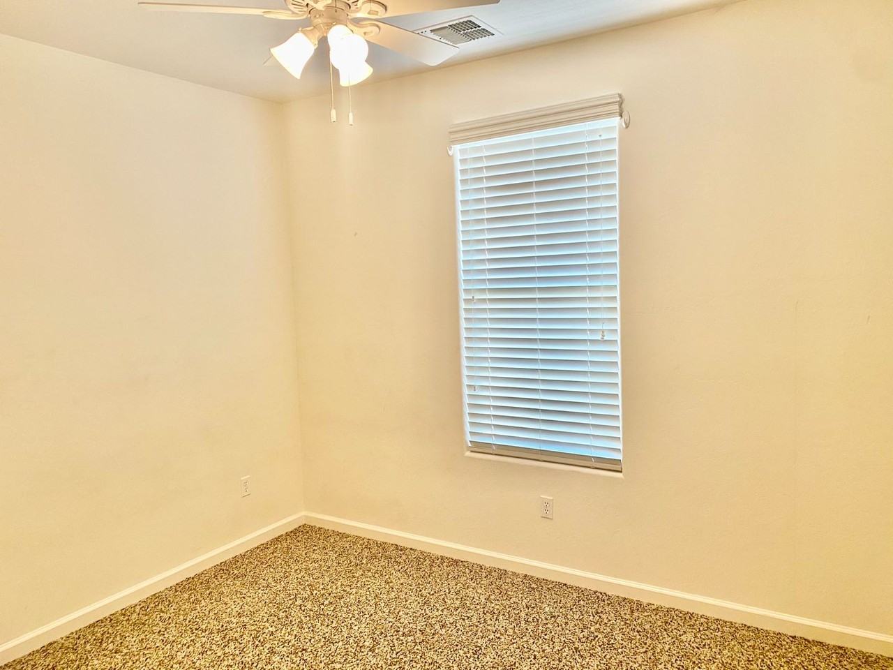 817 Lemieux Ln - Photo 7 of 13
