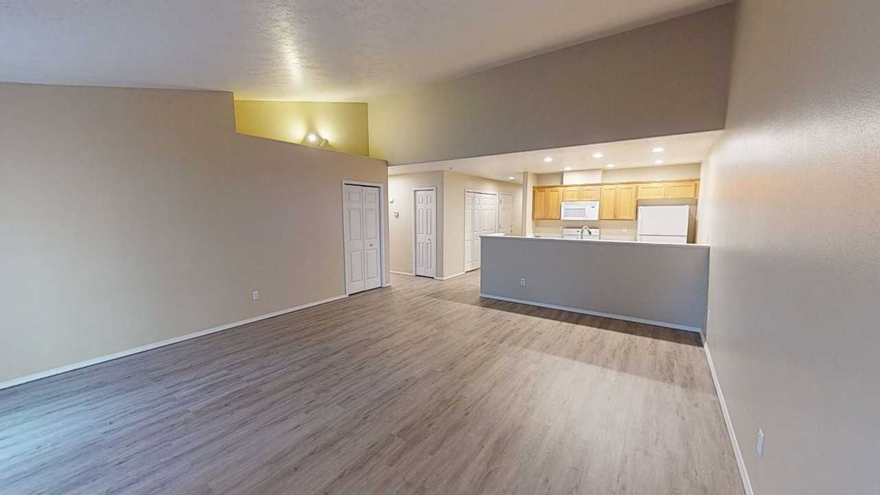 39063 Cascadia Village Dr - Photo 6 of 25