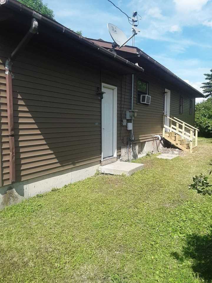 821 Wisconsin Ave - Photo 3 of 32