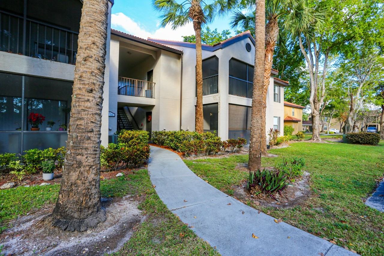 2214 Arbour Walk Circle #2012 - Photo 5 of 48