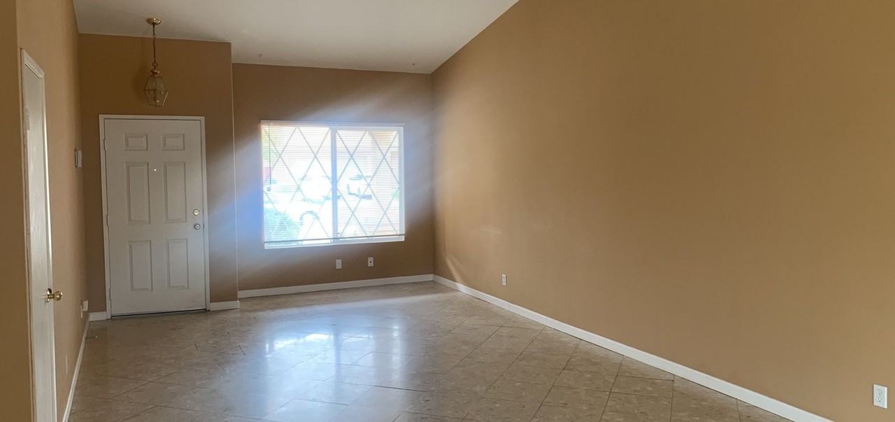 1424 Rabbit Peak Way - Photo 3 of 26