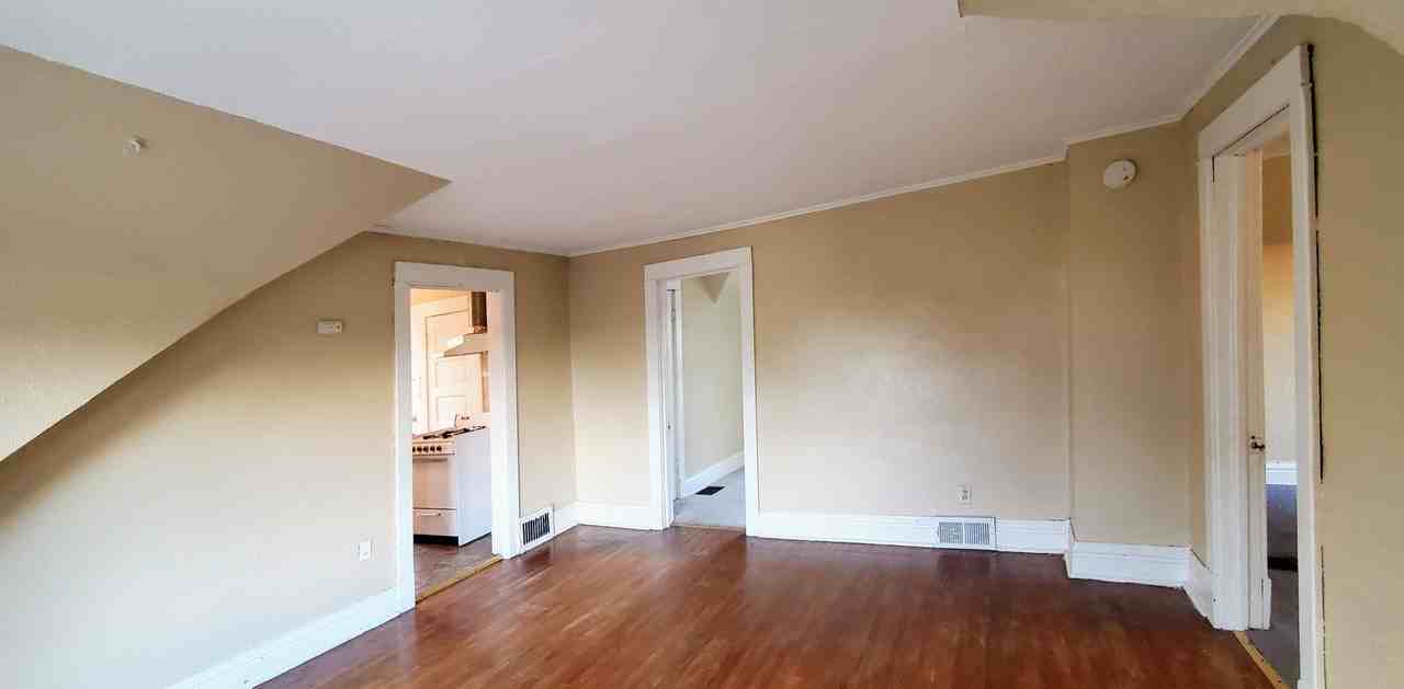 306 Lime St - Photo 3 of 30