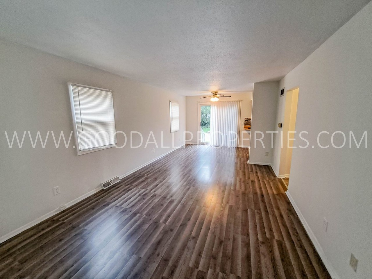 4619 Se 3rd Ct - Photo 2 of 12