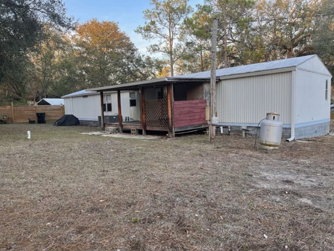 42 Seaboard Dr - Photo 2 of 13