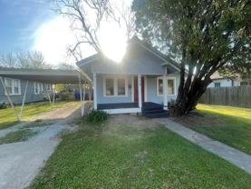 715 N University Blvd - Photo 1 of 1