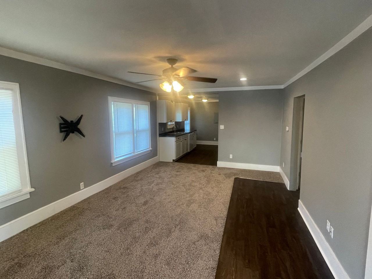 715 N University Blvd - Photo 5 of 15