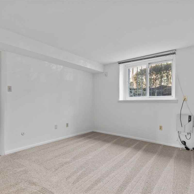 6352 Aurelia St #521 - Photo 7 of 15