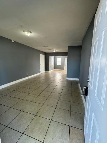 3254 Nw 13th St #1 - Photo 2 of 10