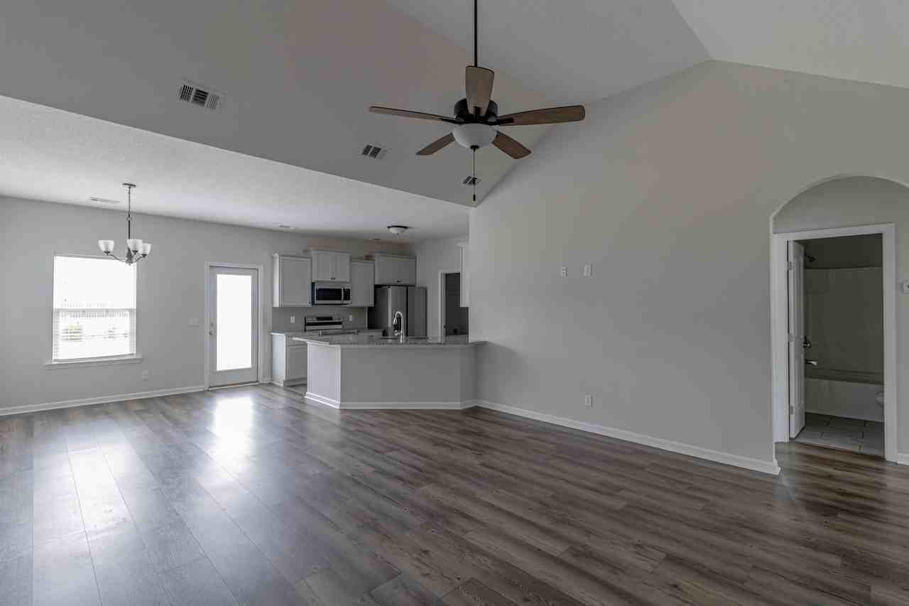 253 Brightleaf Cir #1 - Photo 4 of 23