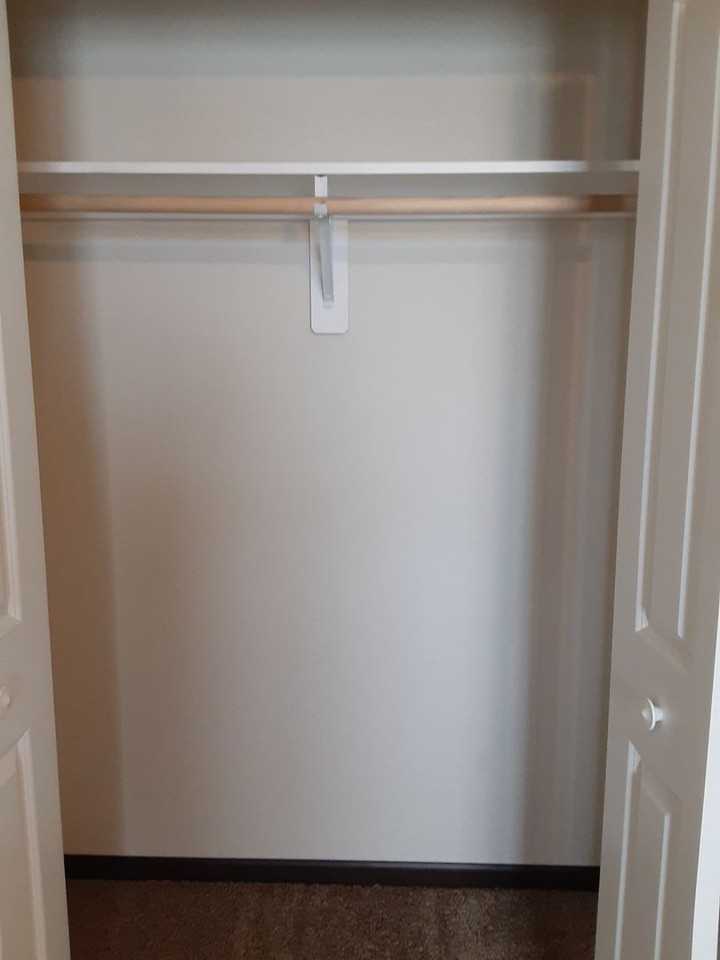 Fox Run Apartments Main - Photo 7 of 21