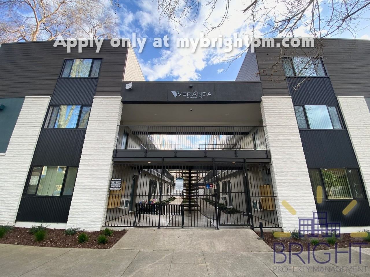 1222 E St #14 - Photo 3 of 20