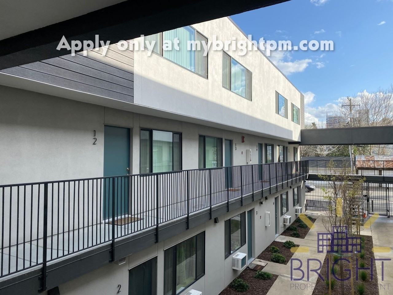 1222 E St #14 - Photo 5 of 20