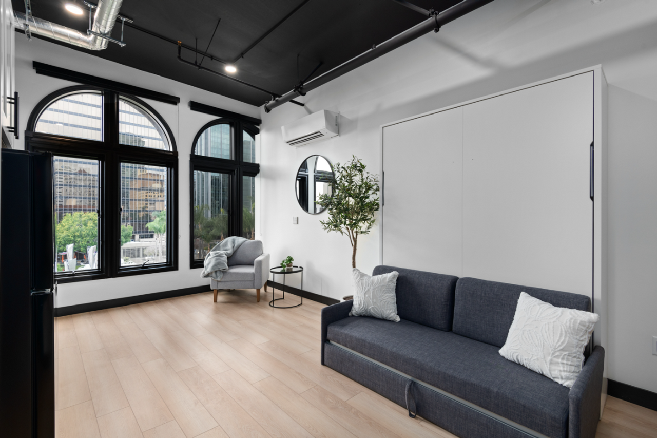 HUE Gaslamp - Apartment Rentals - Photo 2 of 10