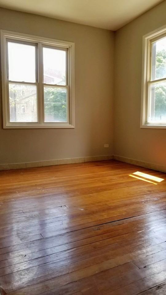 4764 N Virginia Ave #201 - Photo 3 of 6