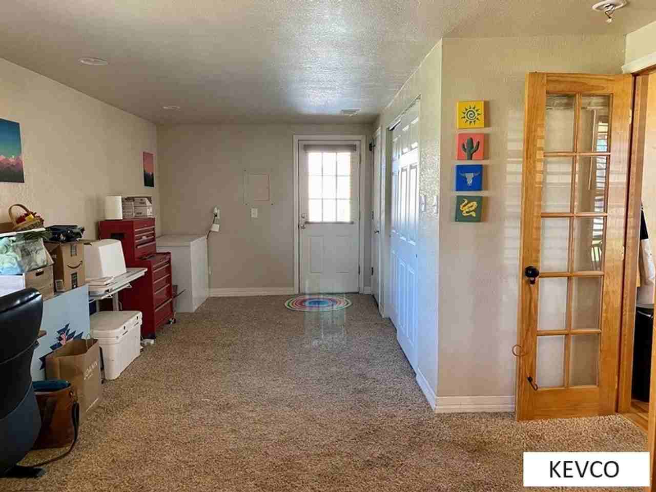 2416 Poplar Dr - Photo 7 of 17