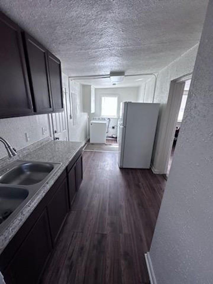 101-008 - 1434 E Evans Avenue - Photo 3 of 3