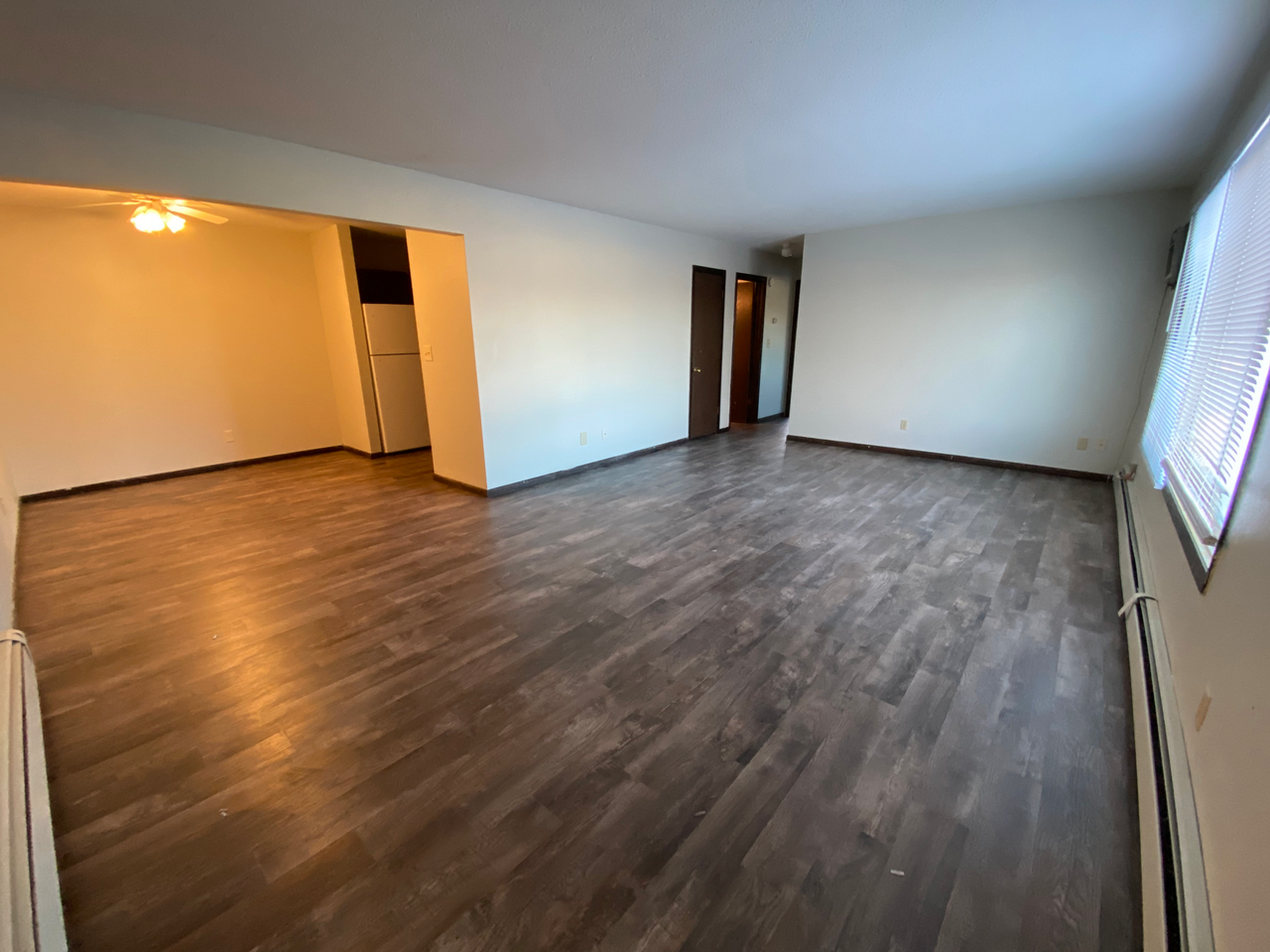 Spacious 2 bedroom 1 bathroom, pet friendly apartment Apartments 333