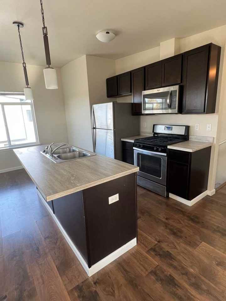 170 Willow View Cir - Photo 2 of 26