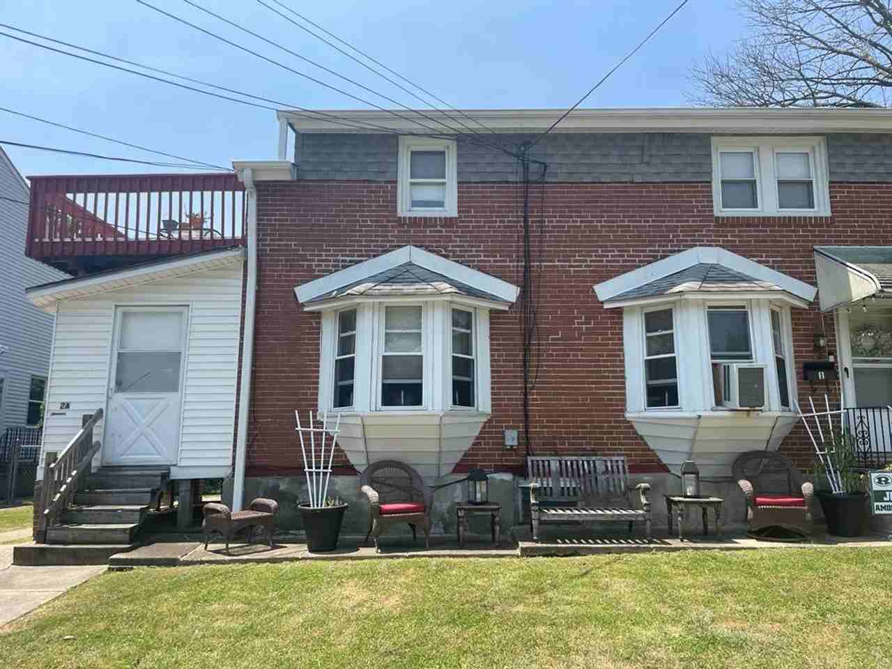 373 Brighton Terr - Photo 3 of 3