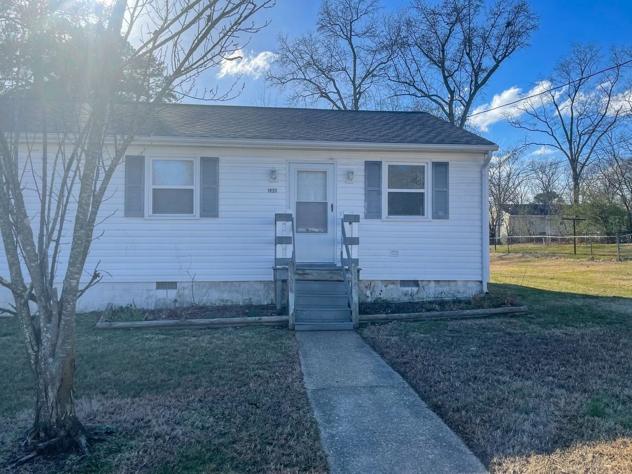 1308 Central Ave, Hopewell, VA 23860 2 Bedroom House for 841/month