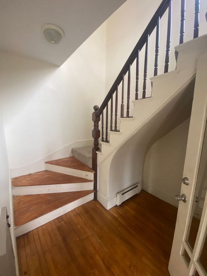 35-37 Courtland St - Photo 2 of 10