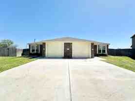 3323 Stonewall Dr - Photo 1 of 1