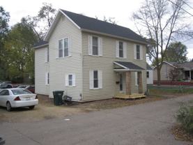 913 Lakeside Ave - Photo 1 of 1