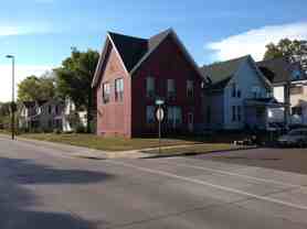 321 Earl St - Photo 1 of 1