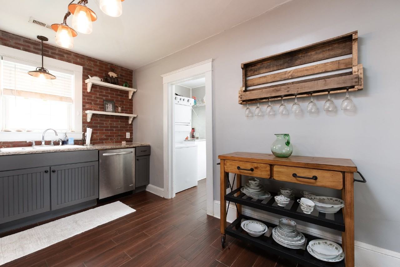 1802 Nun St - Photo 7 of 13